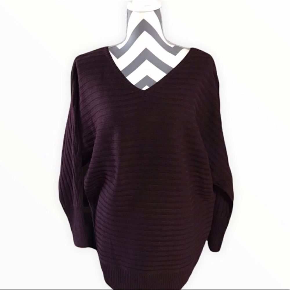 SOHO XS Oversized Wine Colored Sweater With Cut-Out Back